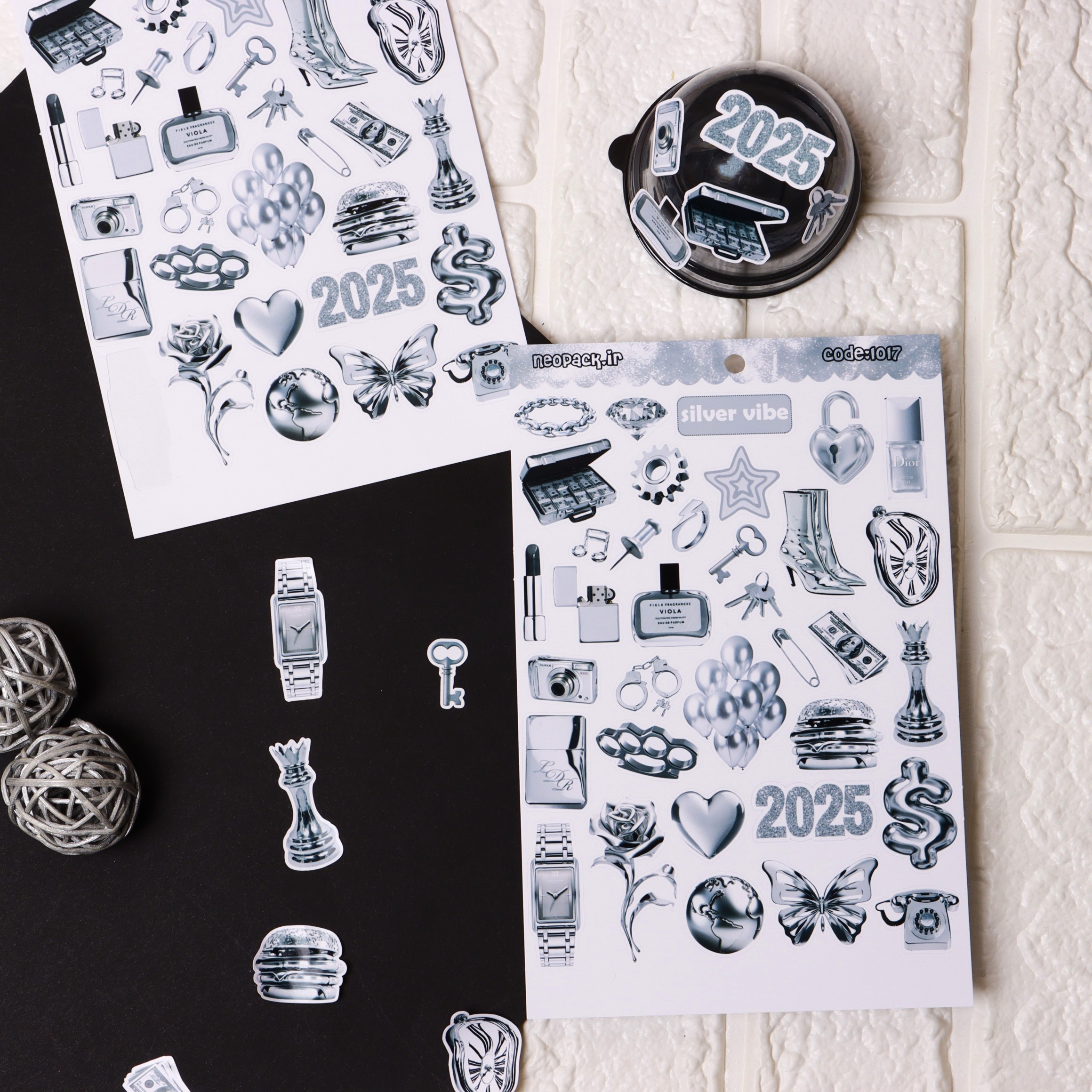 استیکر طرح ترکیبی رنگ نقره ای - تصویر 2